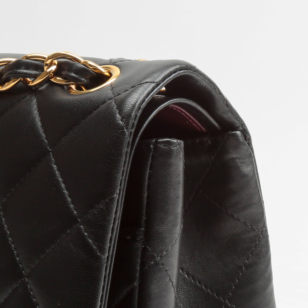 CHANEL Jumbo Double Flap Quilted Lambskin w/gold