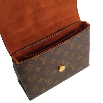 LOUIS VUITTON Monogram Locky BB Caramel