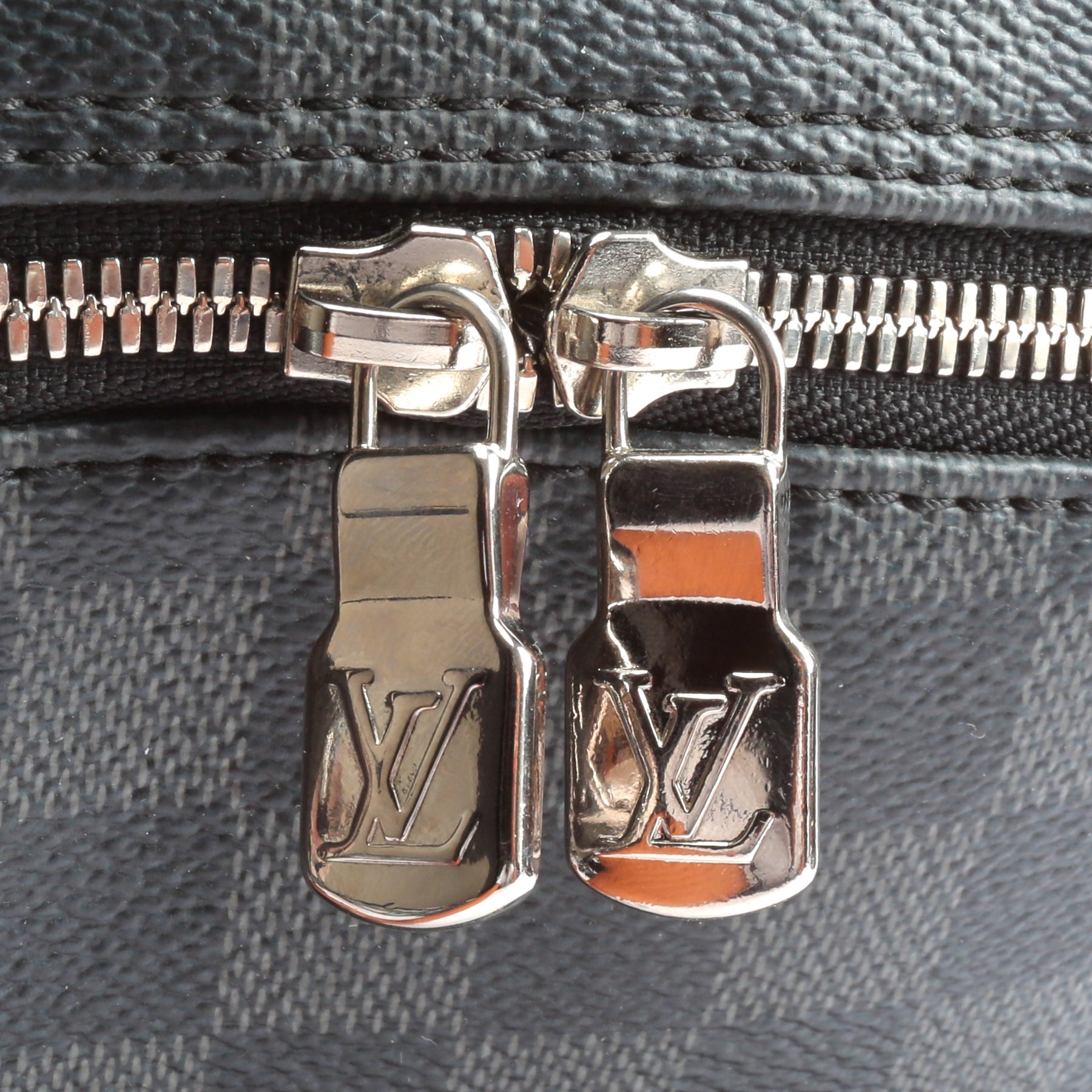 Louis Vuitton Michael Backpack NV2 Damier Graphite Black 2205191
