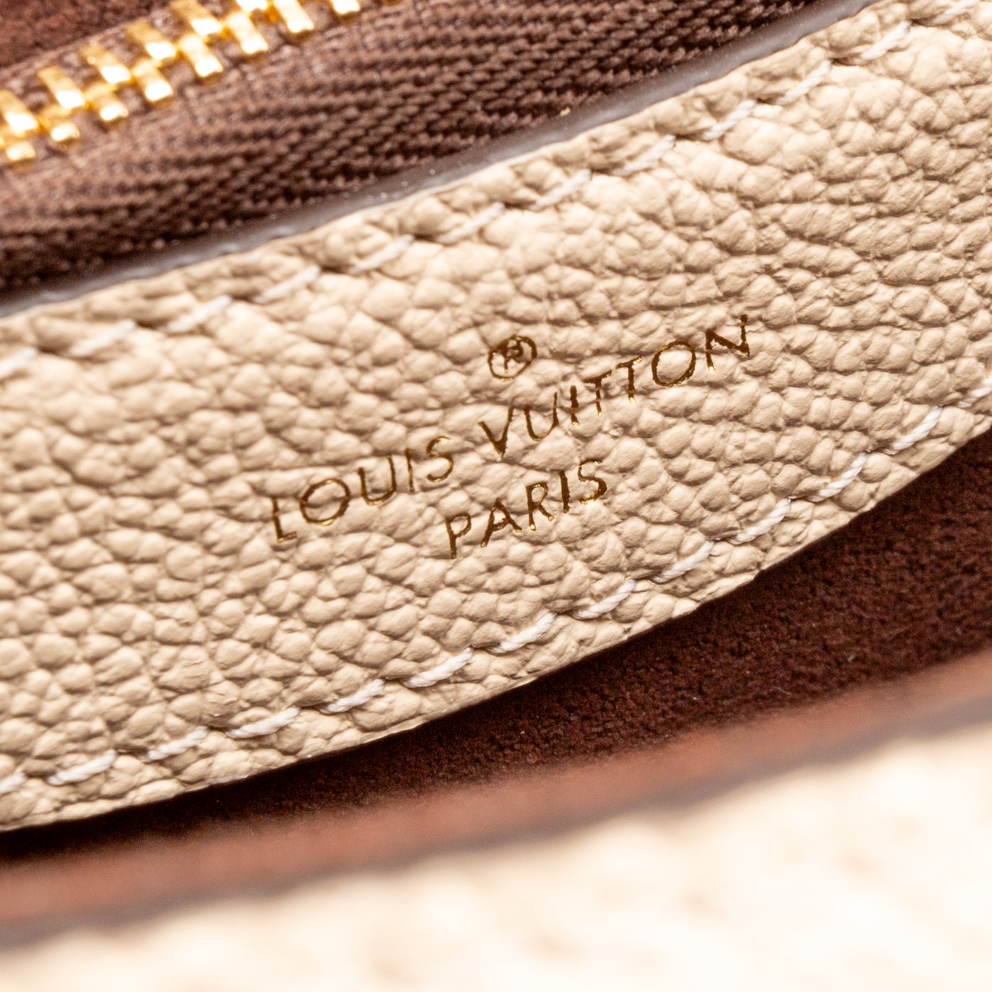 LOUIS VUITTON Diane - Cream