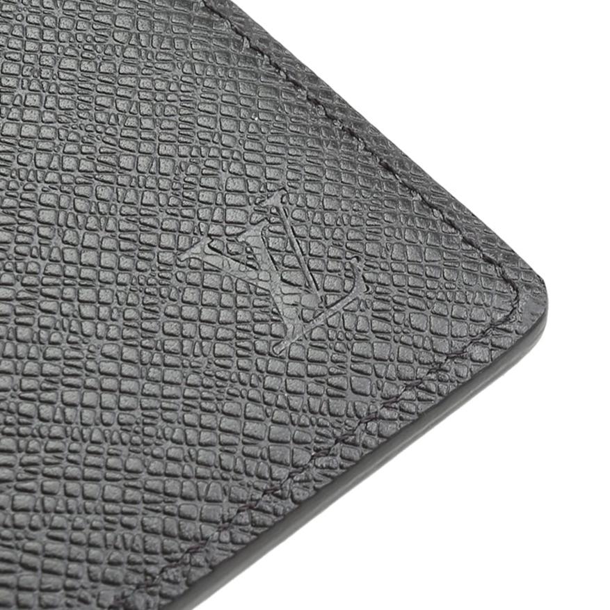 LOUIS VUITTON Taiga Slender Wallet - Black