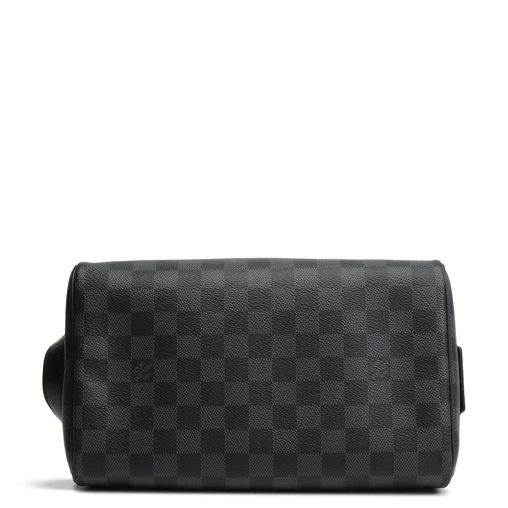 LOUIS VUITTON Damier Graphite Dopp Kit Toiletry Pouch