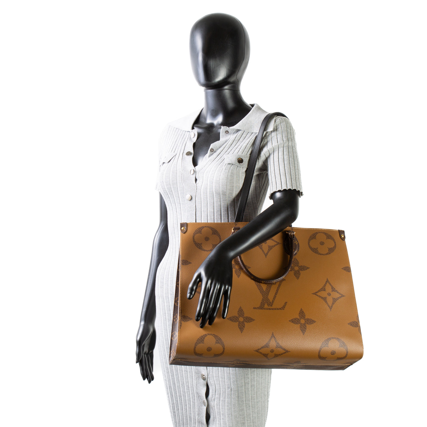 LOUIS VUITTON Giant Reverse Monogram OnTheGo GM