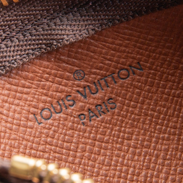 LOUIS VUITTON Monogram Key Pouch