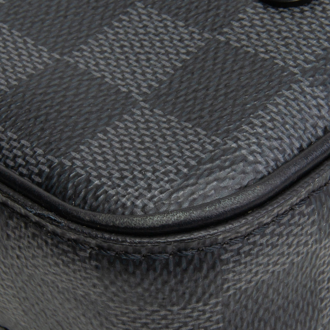 LOUIS VUITTON  Damier Graphite Alpha Messenger Bag OUTLET FINAL SALE