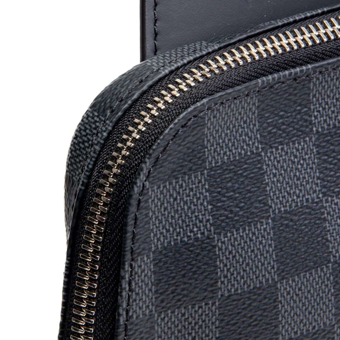 LOUIS VUITTON Avenue Sling - Damier Graphite