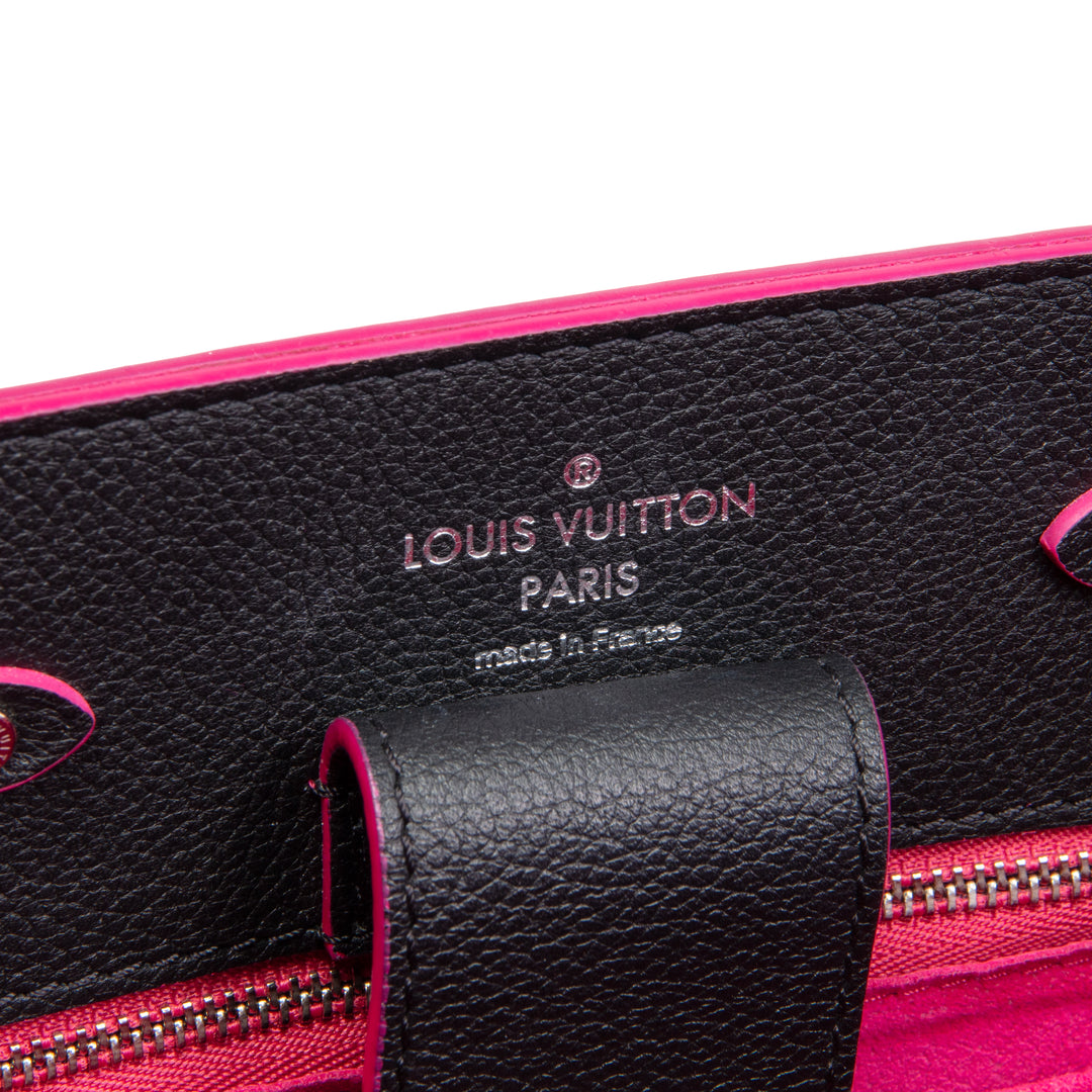 LOUIS VUITTON Taurillon Leather Lockme Bucket Bag - Black