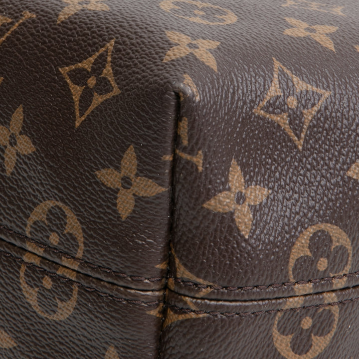 LOUIS VUITTON Monogram Graceful PM