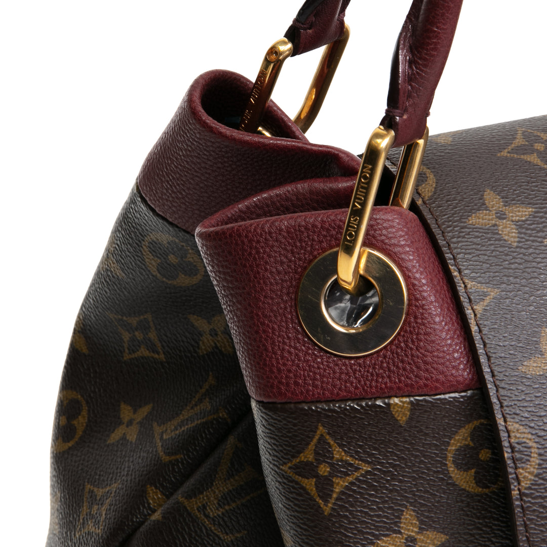 Louis Vuitton Monogramm Olympe Umhängetasche- Final Sale